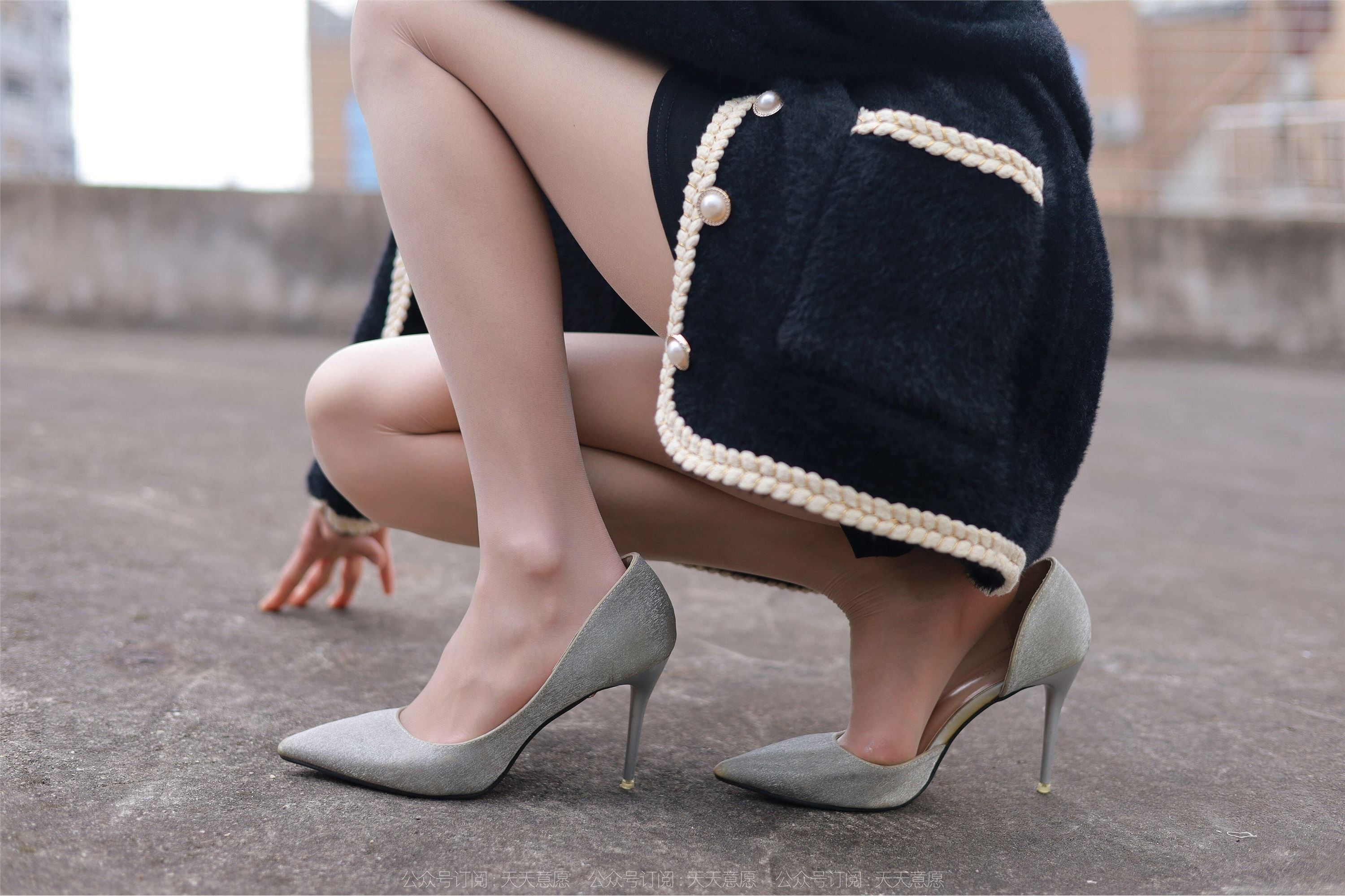 IESS异思趣向  2022.01.30 丝享家994：小六《黑色旗袍肉色丝》